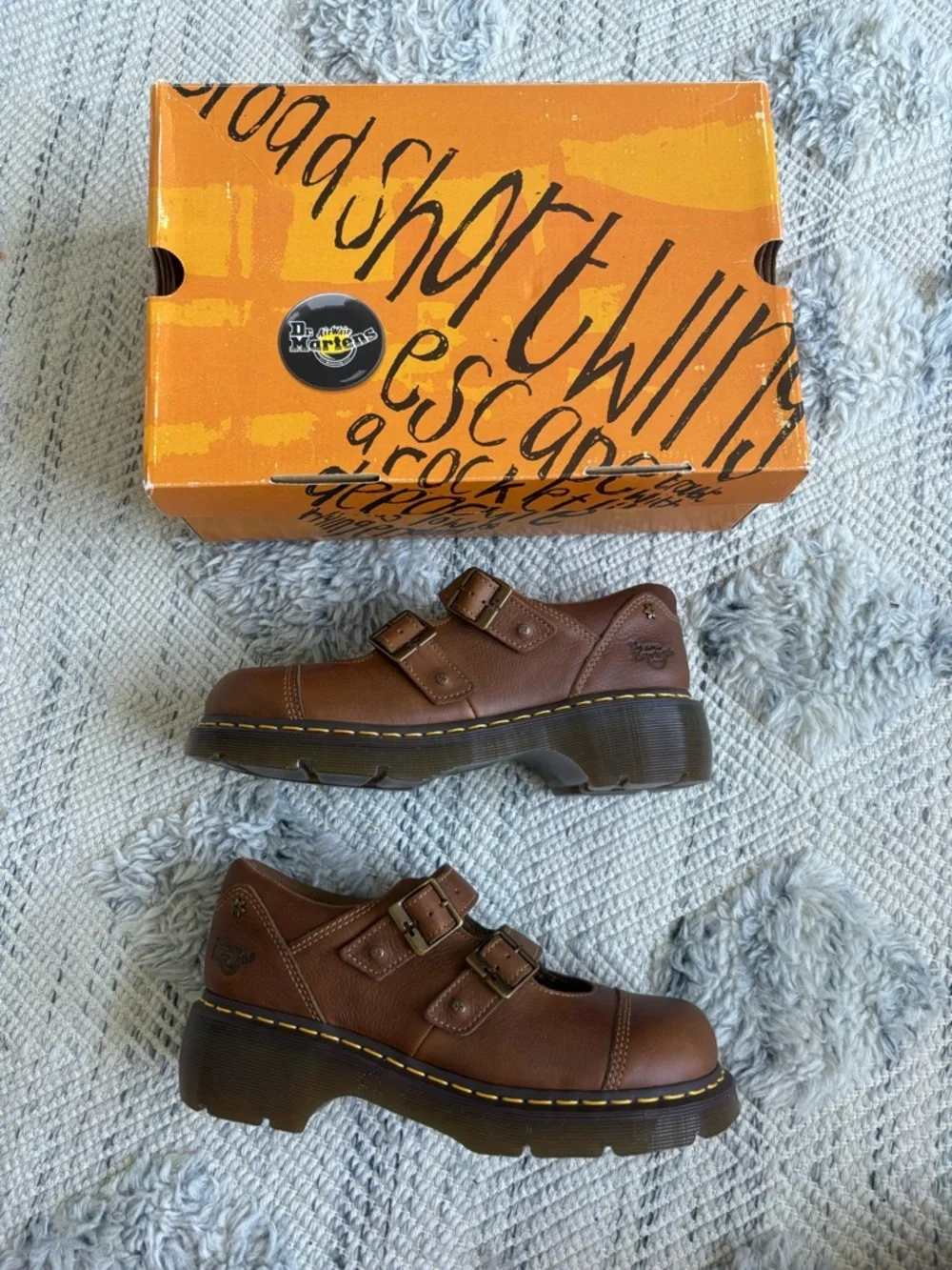 Dr. Martens - Picture 2 of 11